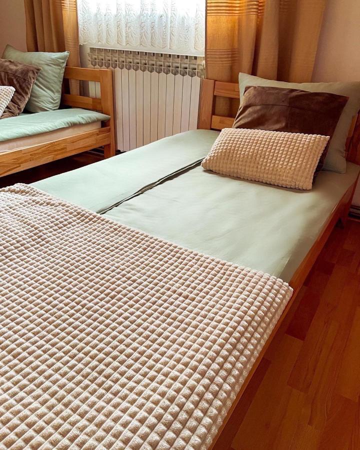 Adella Apartment ซาราเยโว ภายนอก รูปภาพ