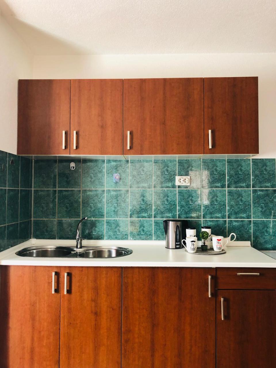 Adella Apartment ซาราเยโว ภายนอก รูปภาพ